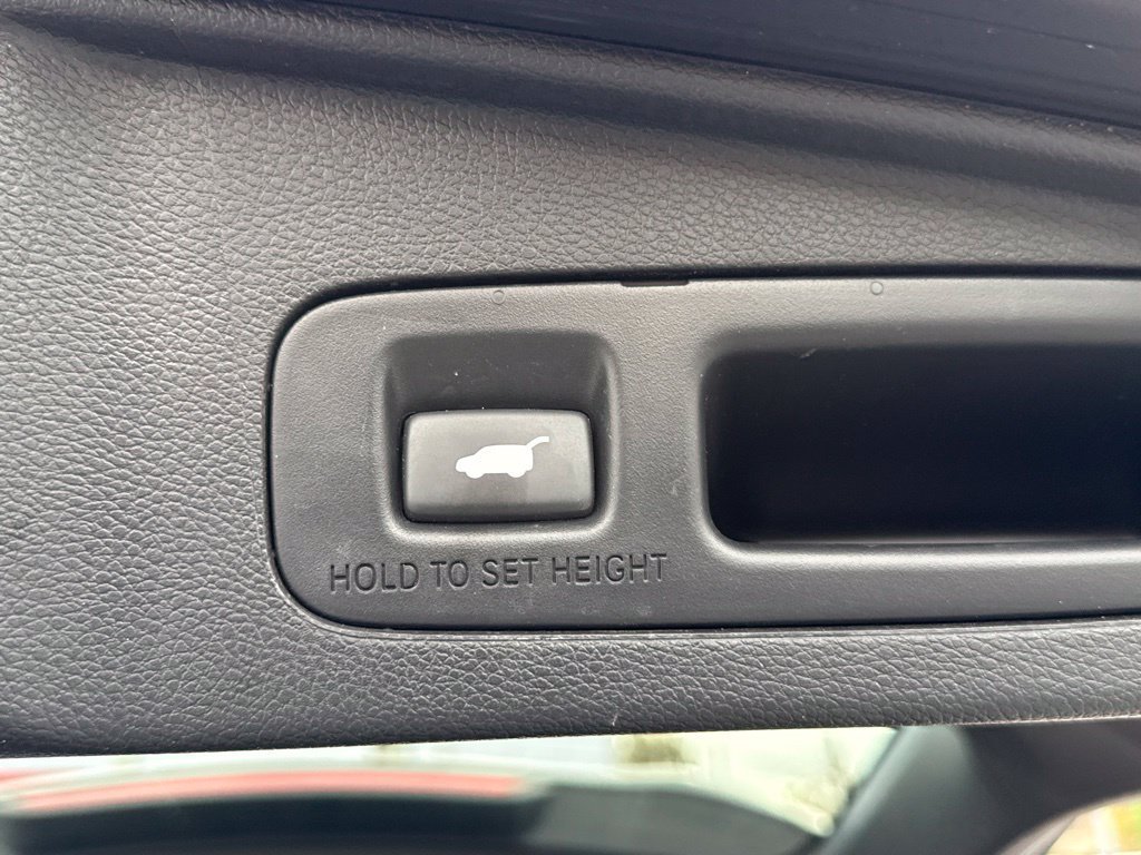 Used 2020 Honda CR-V Touring image 17