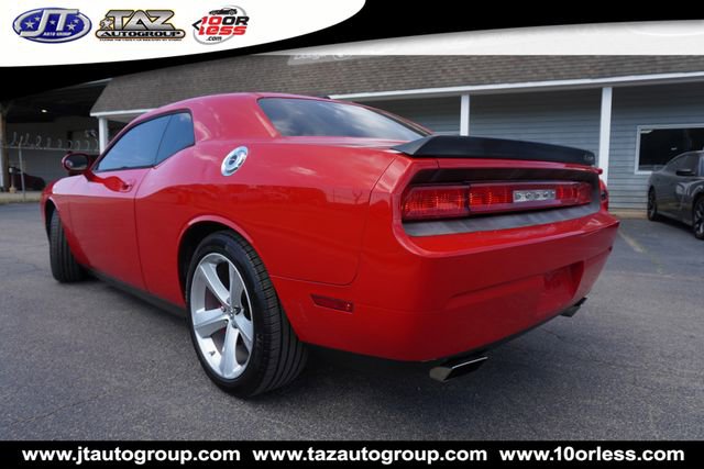 Used 2010 Dodge Challenger SRT8 w/ SRT Option Group II RWD image 8