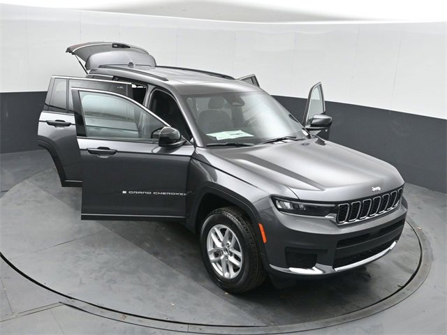 New 2025 Jeep Grand Cherokee L Laredo image 52