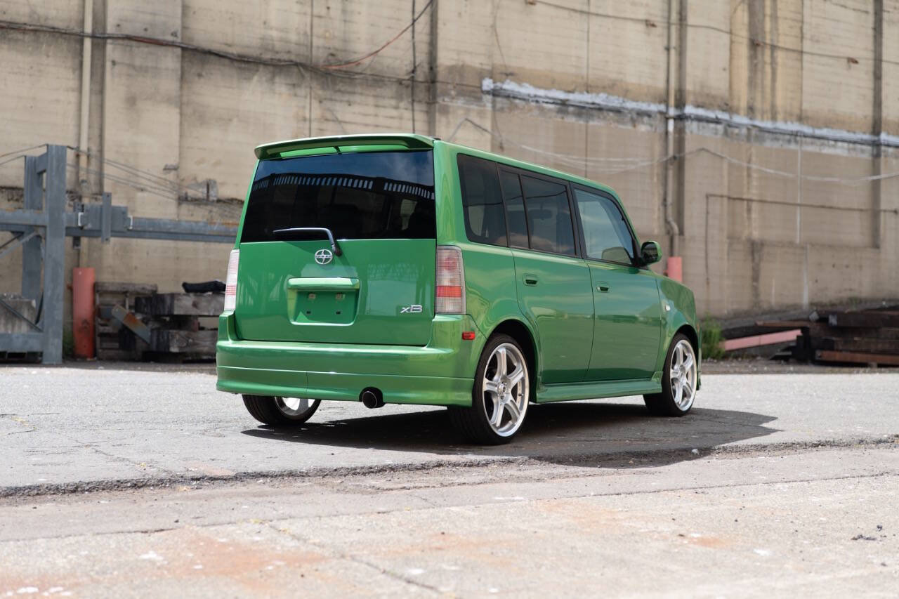 Used 2006 Scion xB FWD image 19