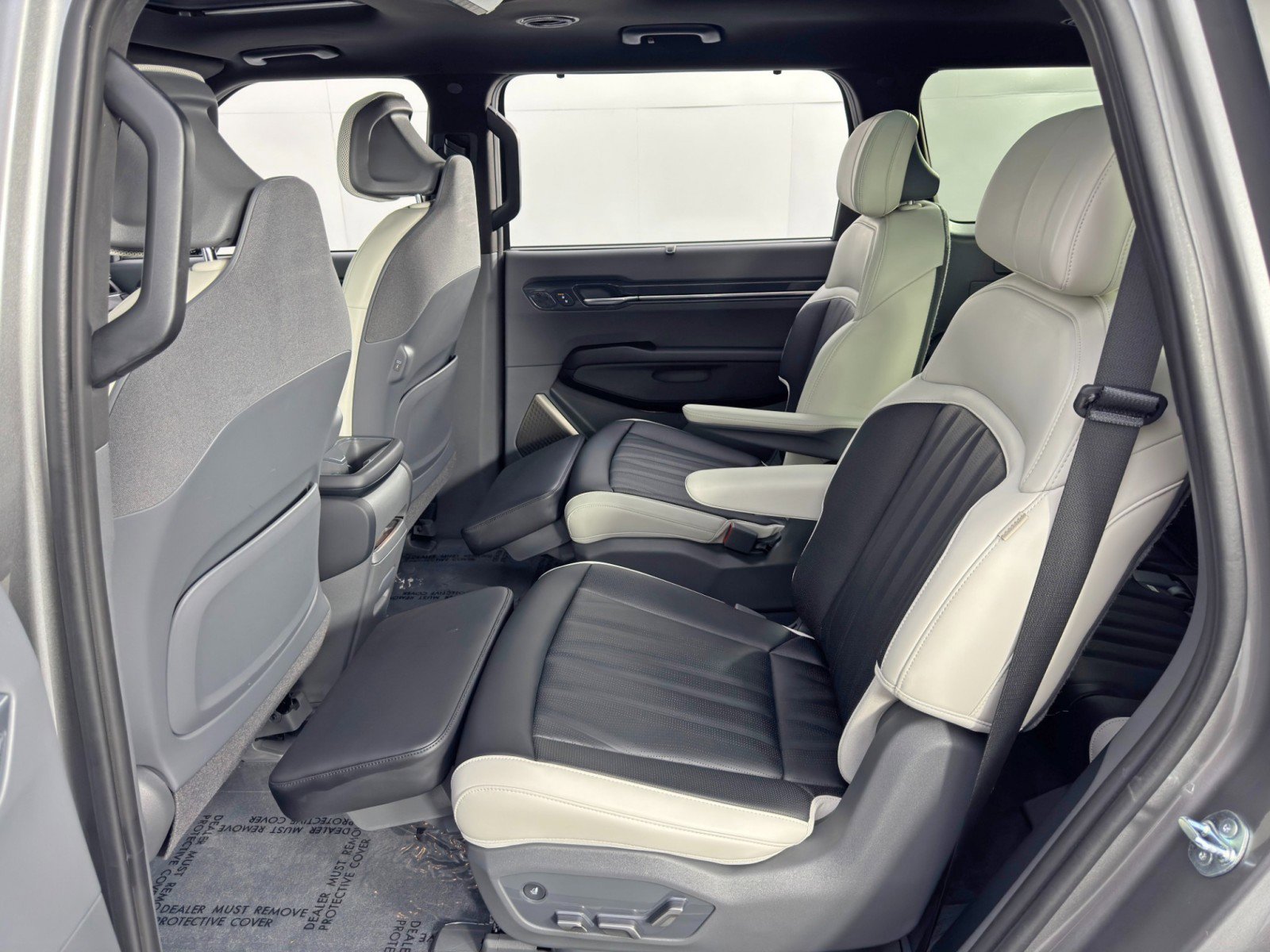 Used 2024 Kia EV9 GT-Line image 51