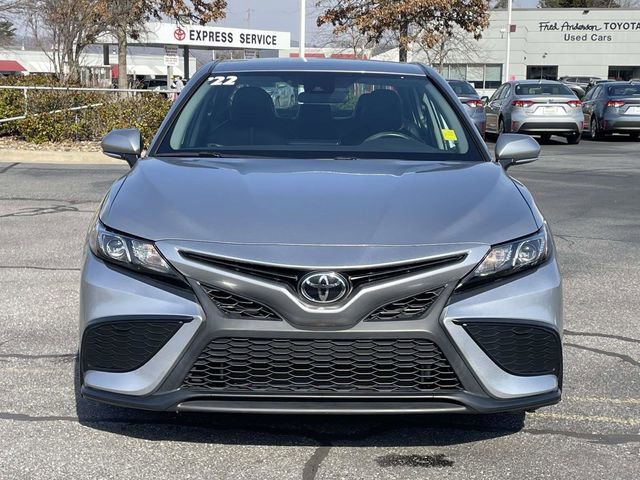 Used 2022 Toyota Camry SE image 8