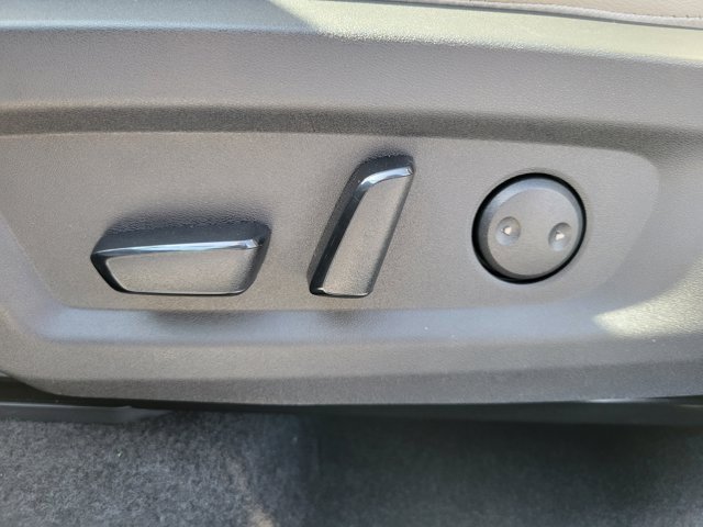 New 2026 Nissan Murano SV image 14