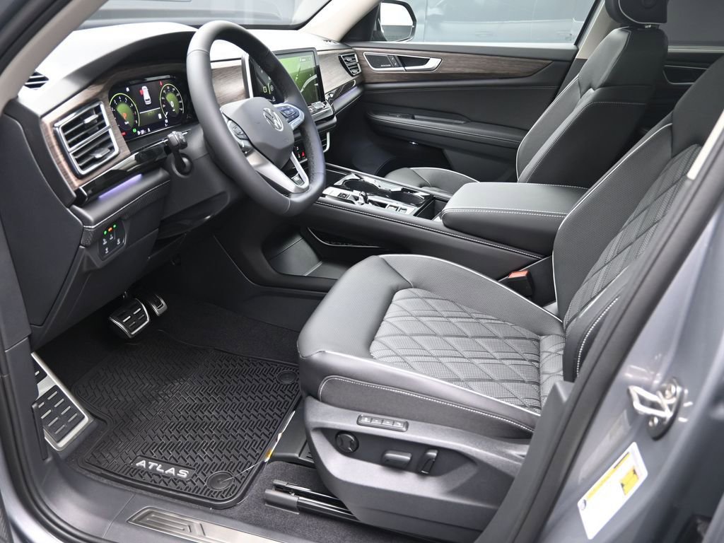 New 2026 Volkswagen Atlas SEL Premium R-Line image 17