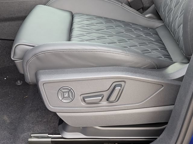 New 2026 Audi SQ5 Premium Plus AWD/4WD image 9