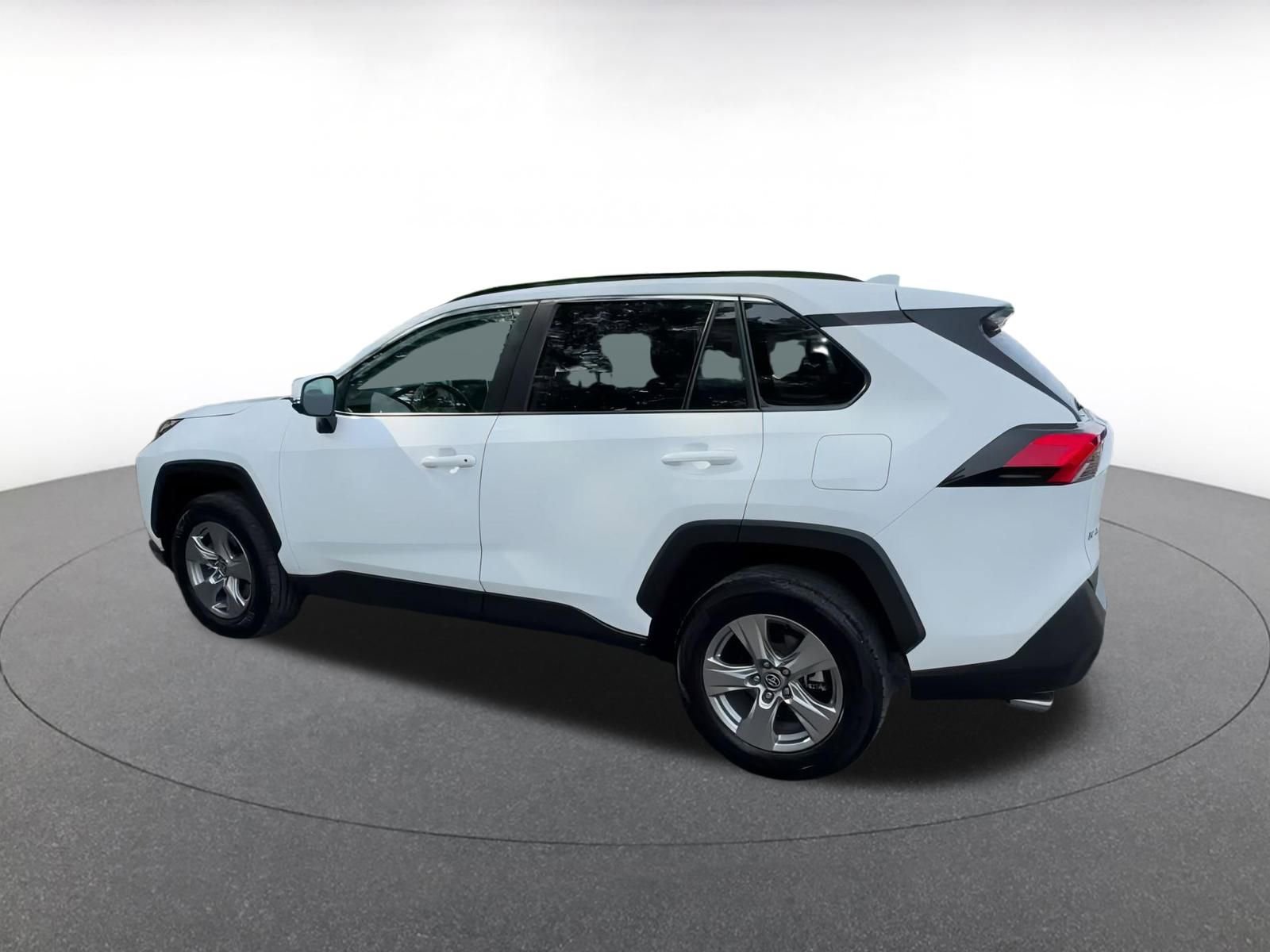 Used 2024 Toyota RAV4 XLE image 10