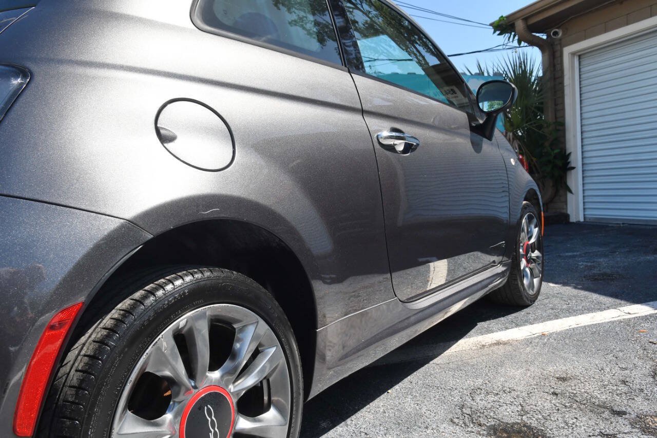 Used 2017 FIAT 500 Pop w/ Sport Appearance Package FWD image 27