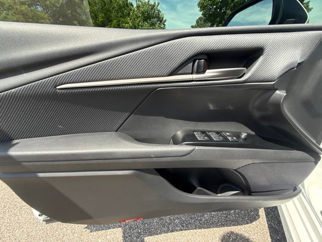 Used 2025 Toyota Camry SE w/ Multimedia Upgrade Package FWD image 23