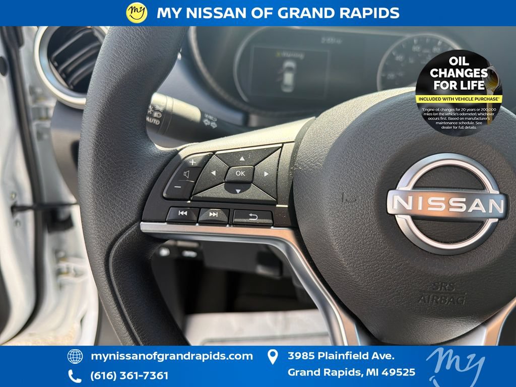 Used 2025 Nissan Versa SV w/ Trunk Package FWD image 16