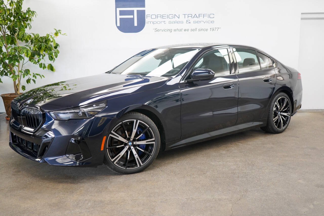 Used 2026 BMW 540i xDrive AWD/4WD image 1