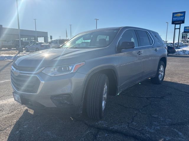 Used 2020 Chevrolet Traverse LS image 3