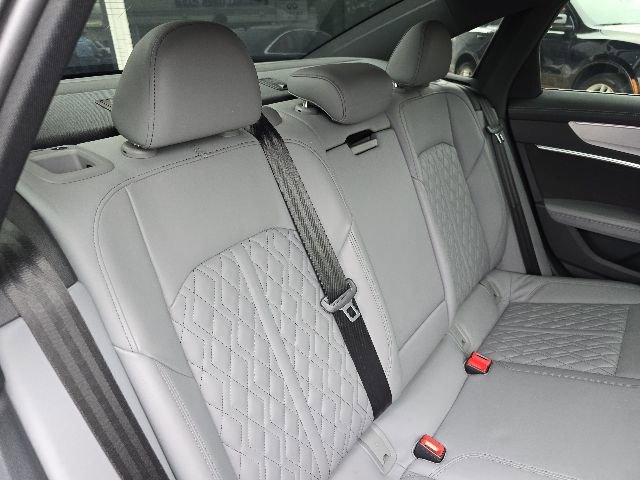 Used 2020 Audi S6 Premium Plus AWD/4WD image 37