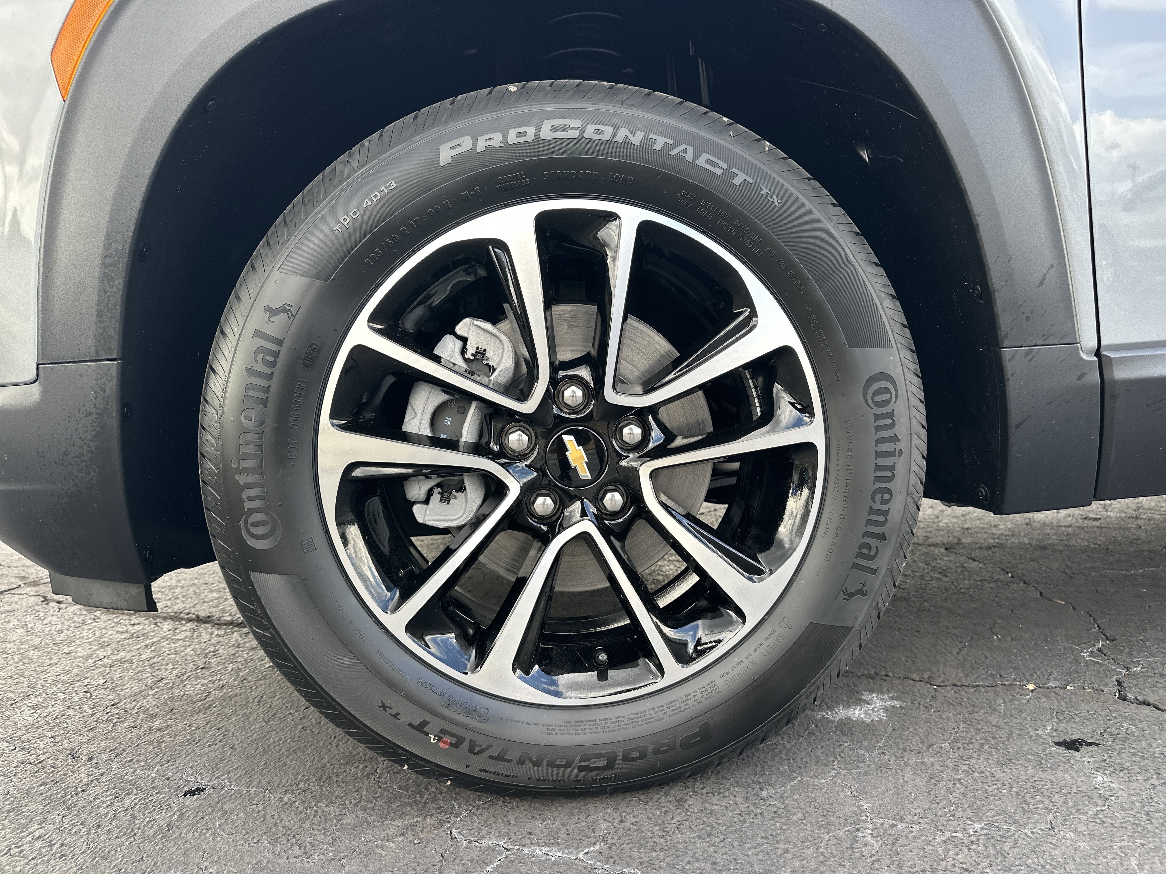 New 2026 Chevrolet TrailBlazer LT w/ Convenience Package FWD image 13