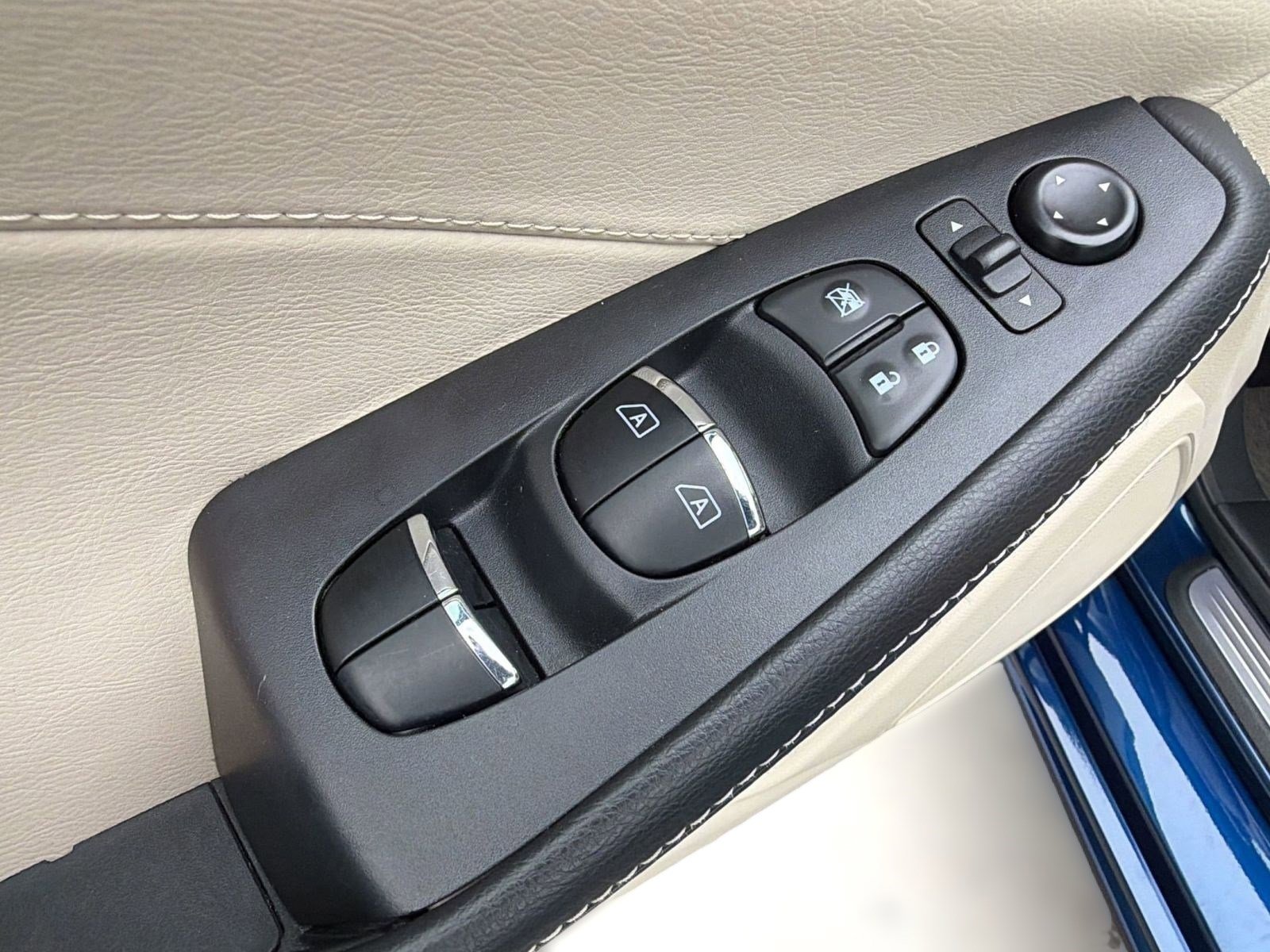 Used 2022 Nissan Maxima Platinum w/ Sport Mat Group FWD image 18