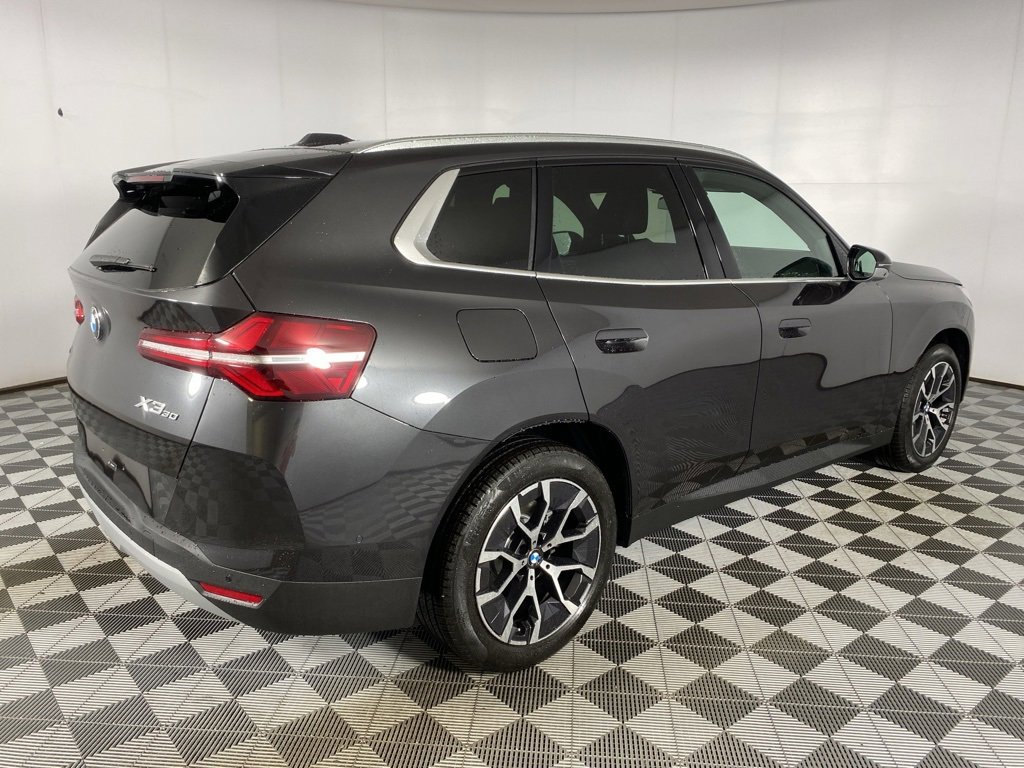 Used 2025 BMW X3 xDrive30i w/ Premium Package image 24