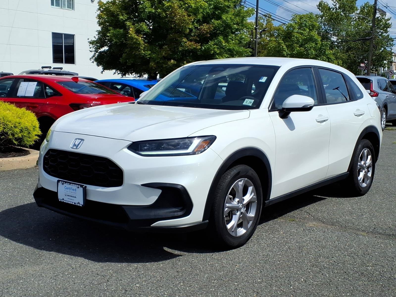 Certified 2024 Honda HR-V LX image 3