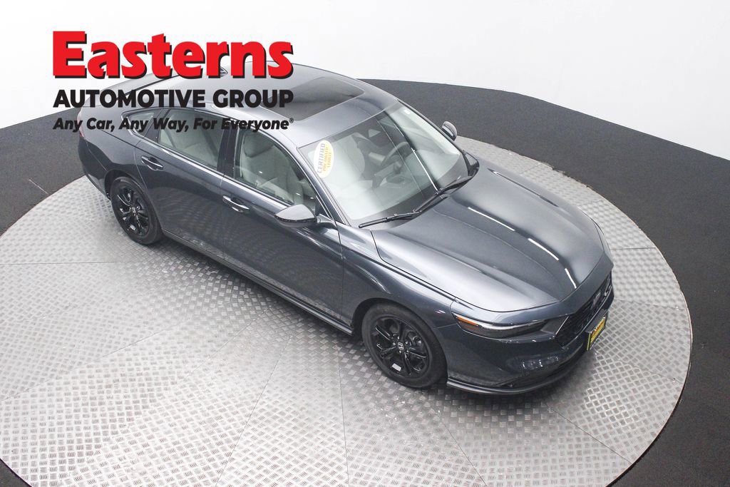 Used 2025 Honda Accord SE image 3