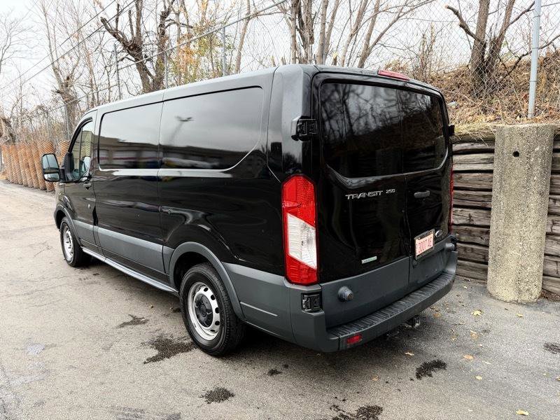 Used 2016 Ford Transit 150 130 Low Roof RWD image 7