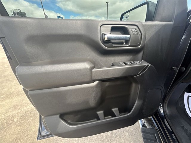 Certified 2022 Chevrolet Silverado 1500 Custom image 21