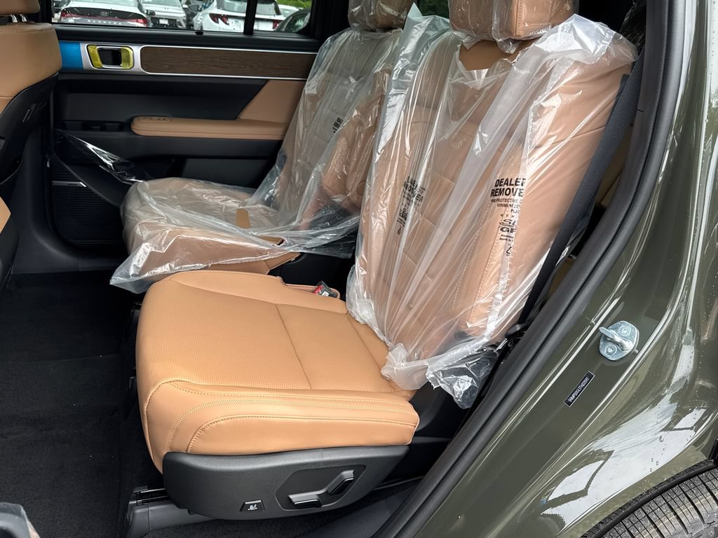 New 2026 Hyundai Santa Fe Calligraphy AWD/4WD image 18