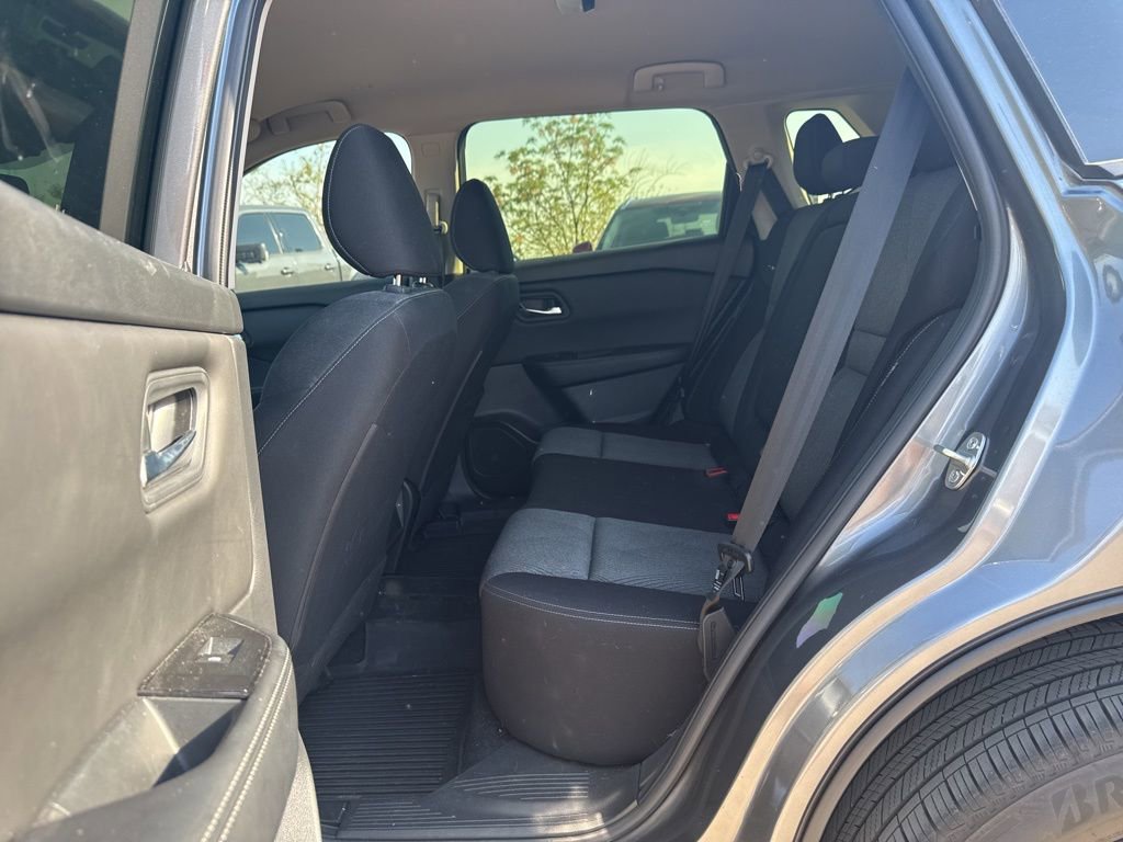 Certified 2024 Nissan Rogue SV image 14