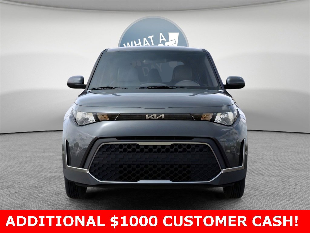 New 2025 Kia Soul LX image 2