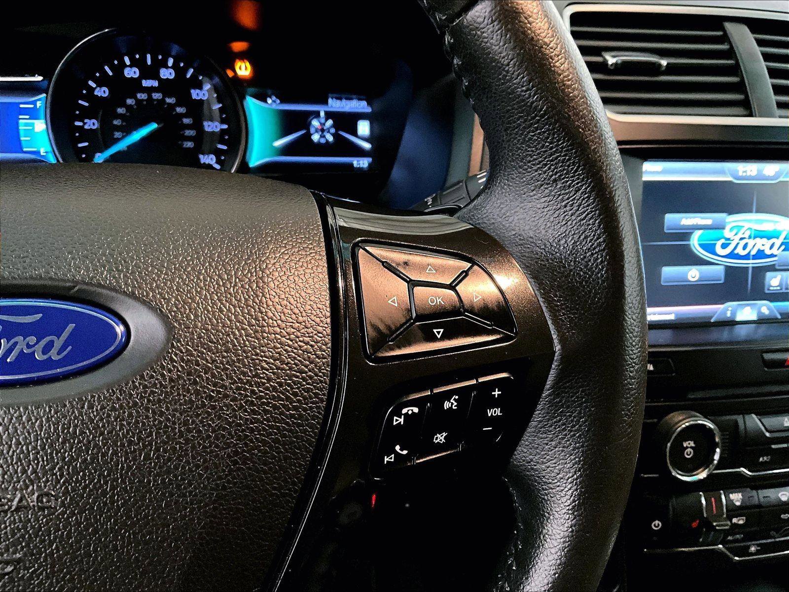 Used 2016 Ford Explorer XLT w/ Equipment Group 201A image 18