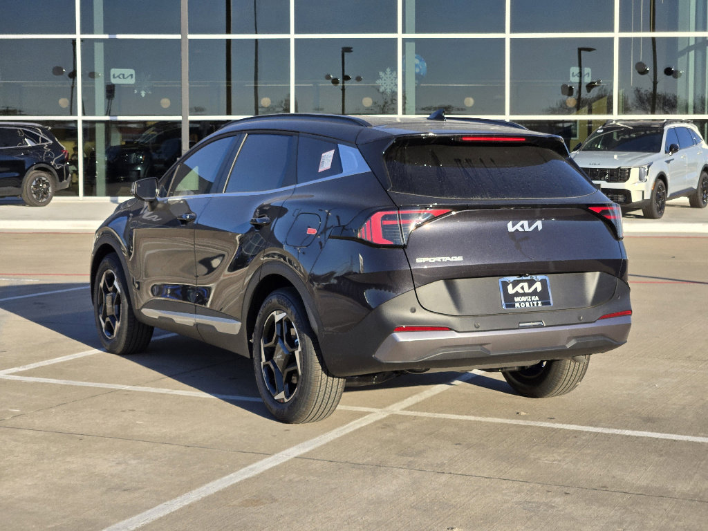 New 2026 Kia Sportage EX w/ EX Panorama Roof Package image 3