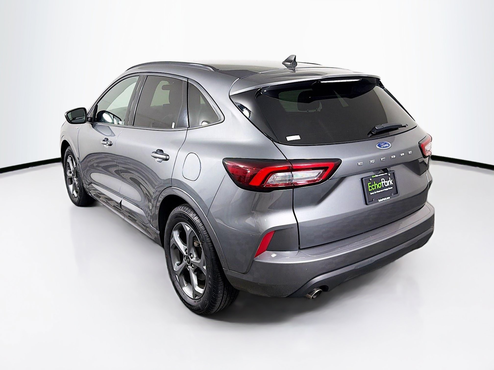 Used 2024 Ford Escape ST-Line FWD image 5