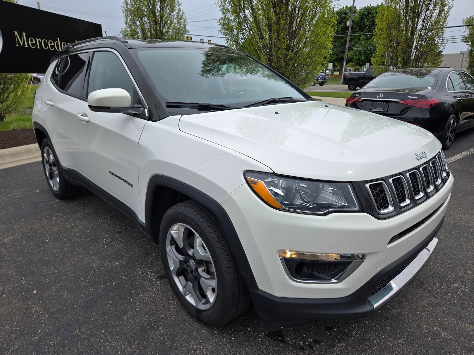 Used 2019 Jeep Compass Limited AWD/4WD image 7