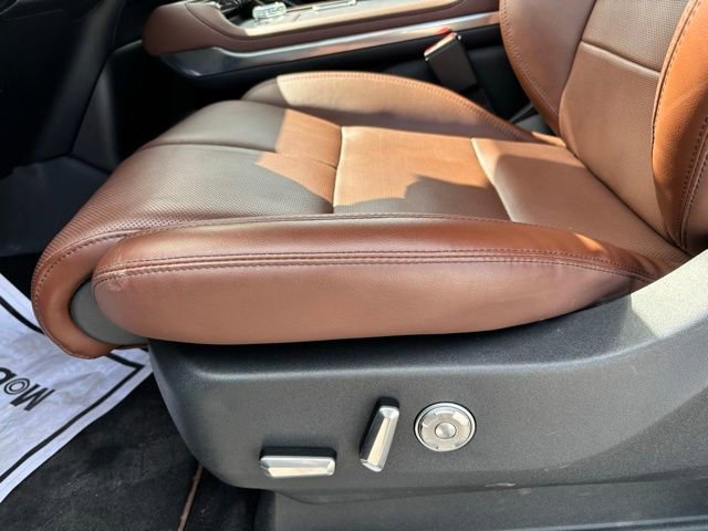 Used 2025 Lincoln Navigator Reserve image 15