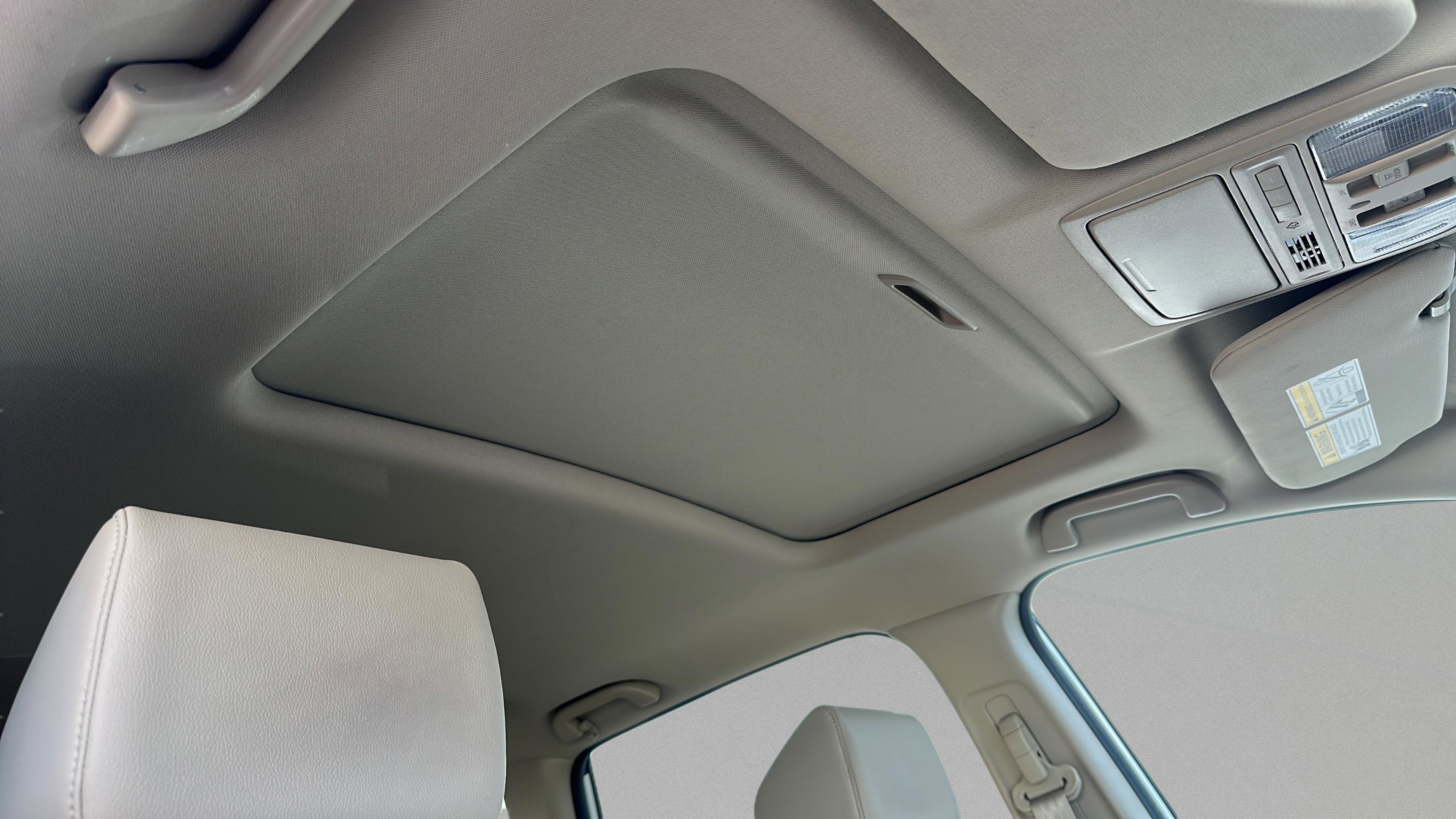 Used 2018 Honda CR-V Touring image 29