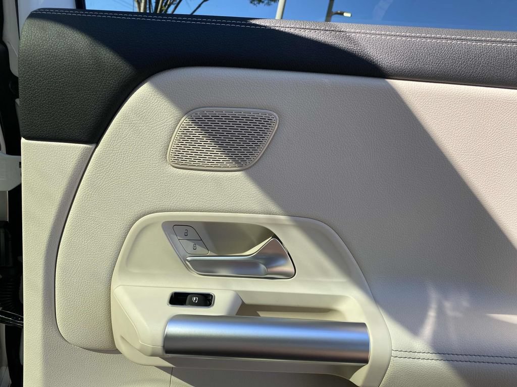 Certified 2025 Mercedes-Benz GLA 250 image 13