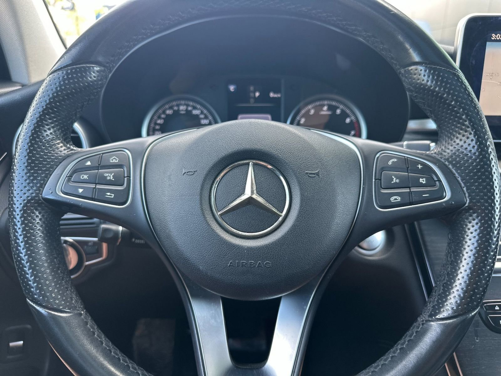 Used 2016 Mercedes-Benz GLC 300 image 25