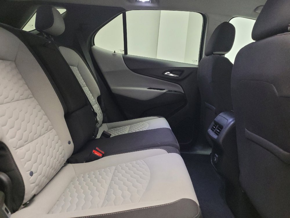 Used 2021 Chevrolet Equinox LS w/ LS Convenience Package AWD/4WD image 19