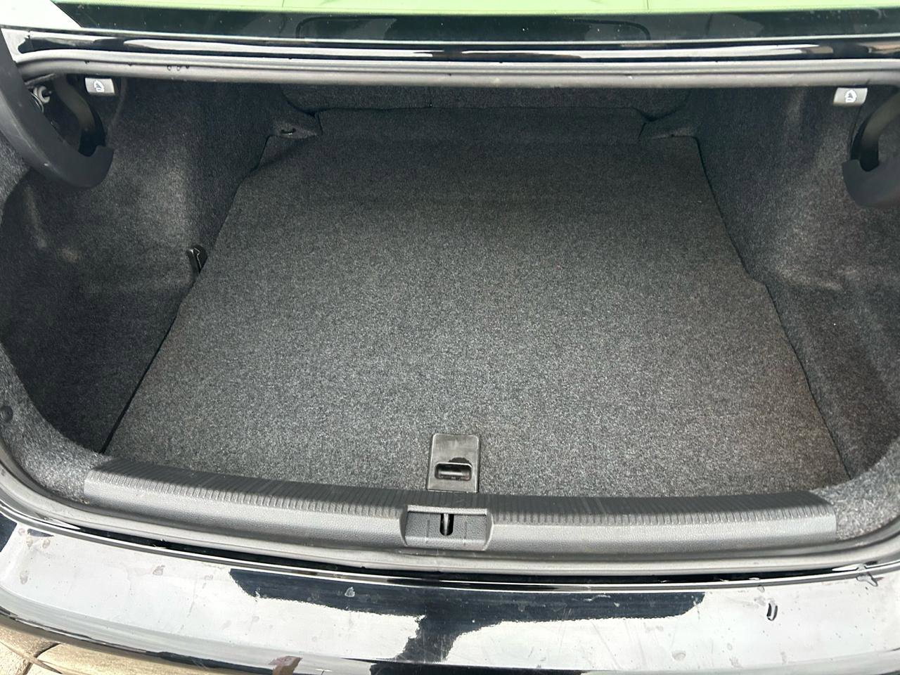 Used 2014 Volkswagen Passat 1.8T Wolfsburg Edition image 17