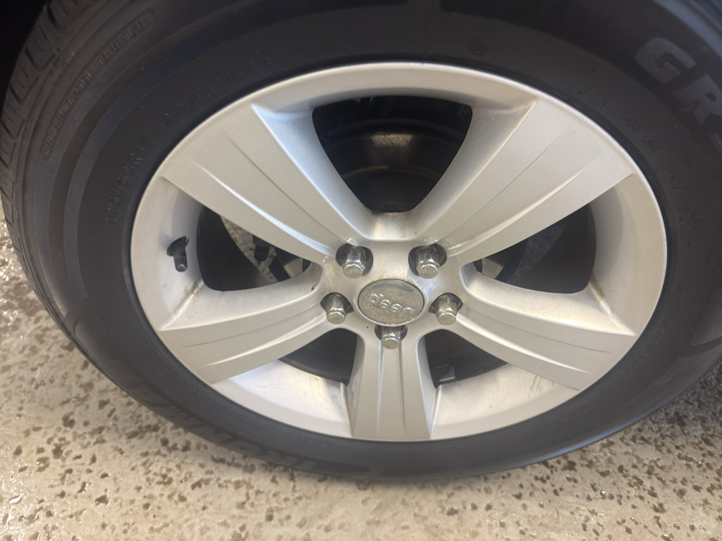 Used 2016 Jeep Compass Sport w/ Power Value Group image 32