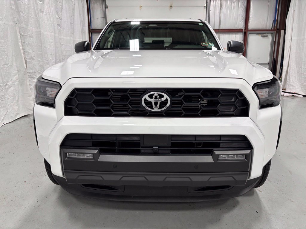 Used 2026 Toyota 4Runner TRD Off-Road AWD/4WD image 2