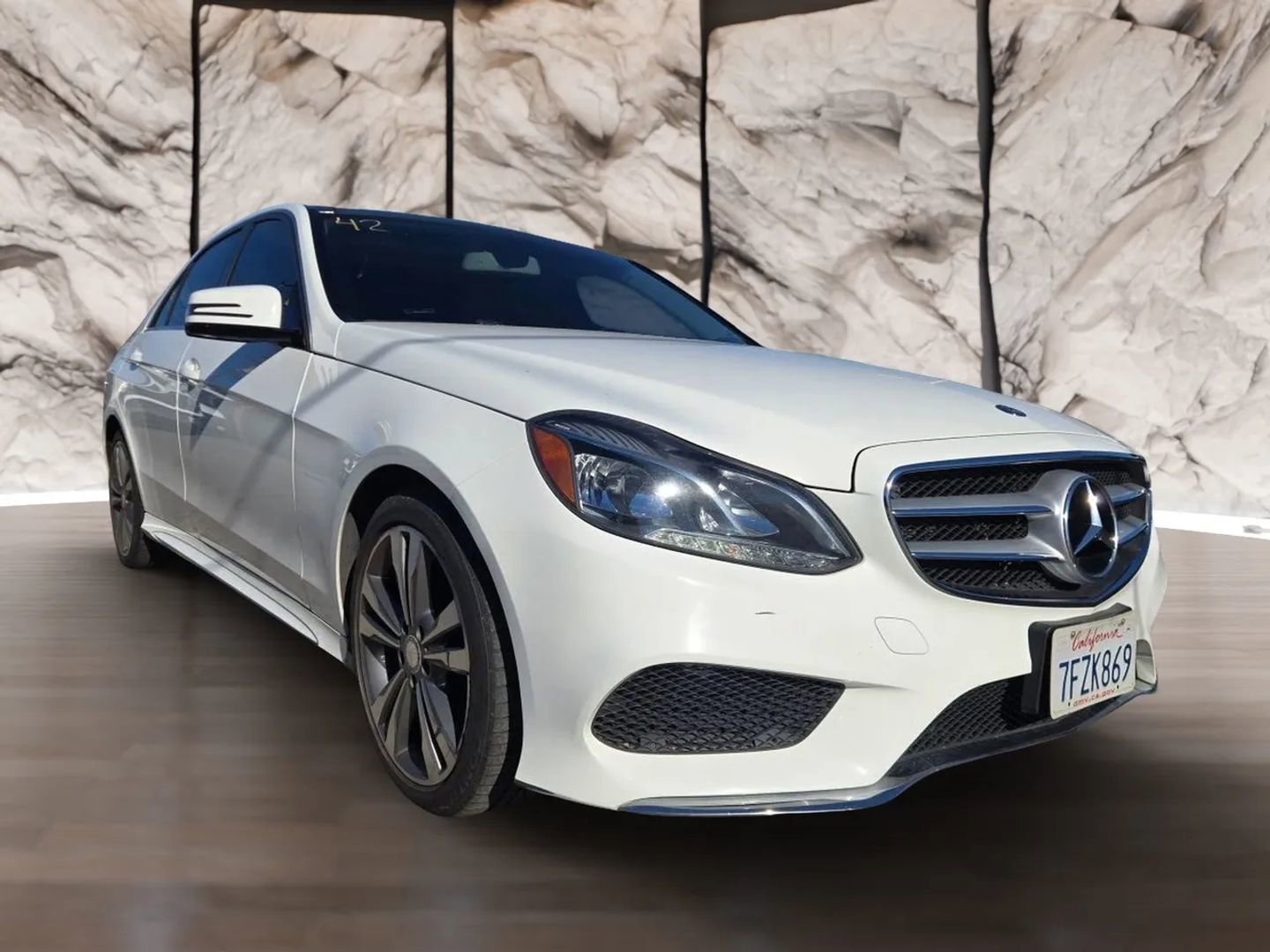Used 2014 Mercedes-Benz E 350 Sport image 3