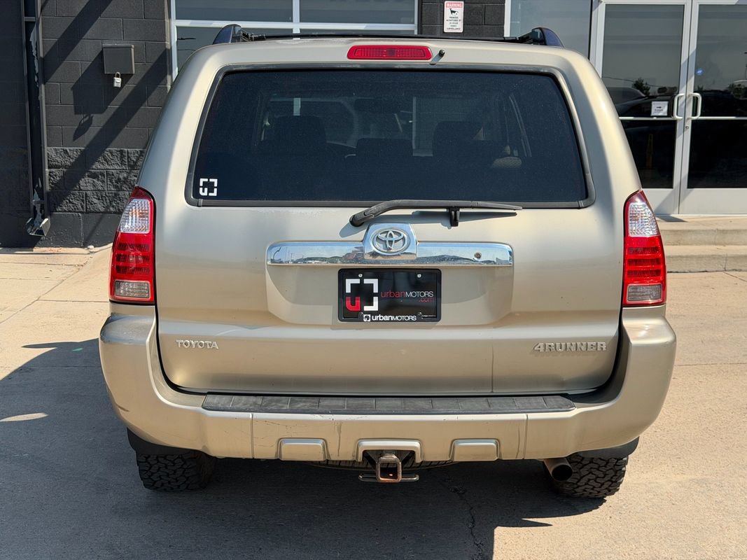 Used 2008 Toyota 4Runner SR5 AWD/4WD image 12