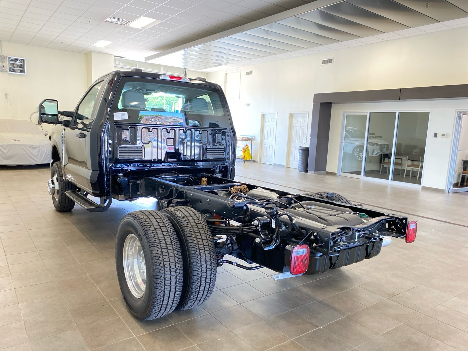 New 2026 Ford F350 XL w/ XL Chrome Package AWD/4WD image 5