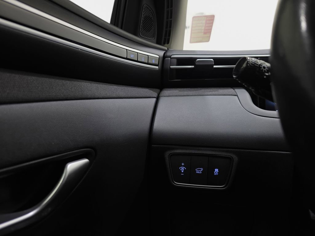 Used 2022 Hyundai Tucson Limited w/ Cargo Package image 29