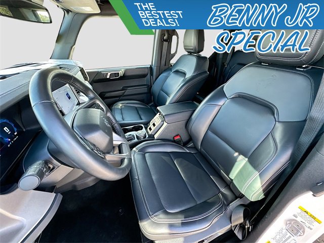 Used 2025 Ford Bronco Outer Banks image 21
