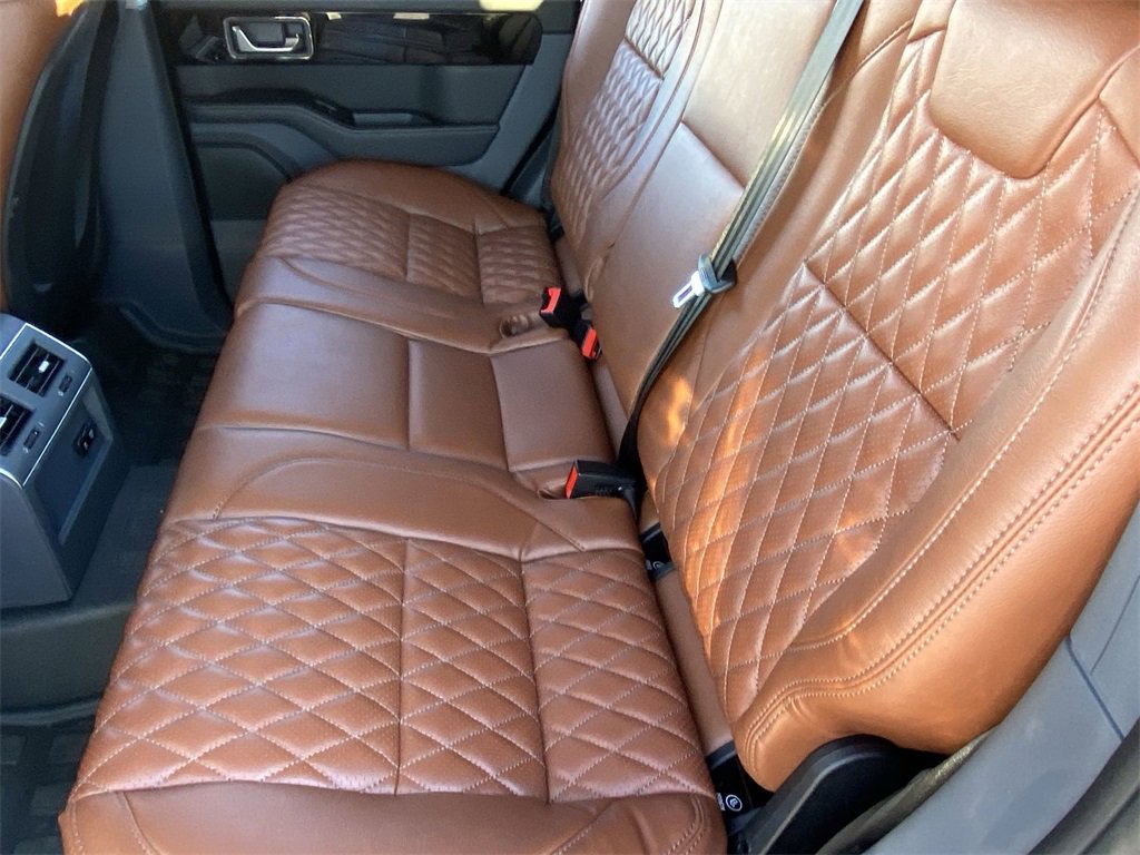 New 2024 INEOS Grenadier Fieldmaster Edition image 17