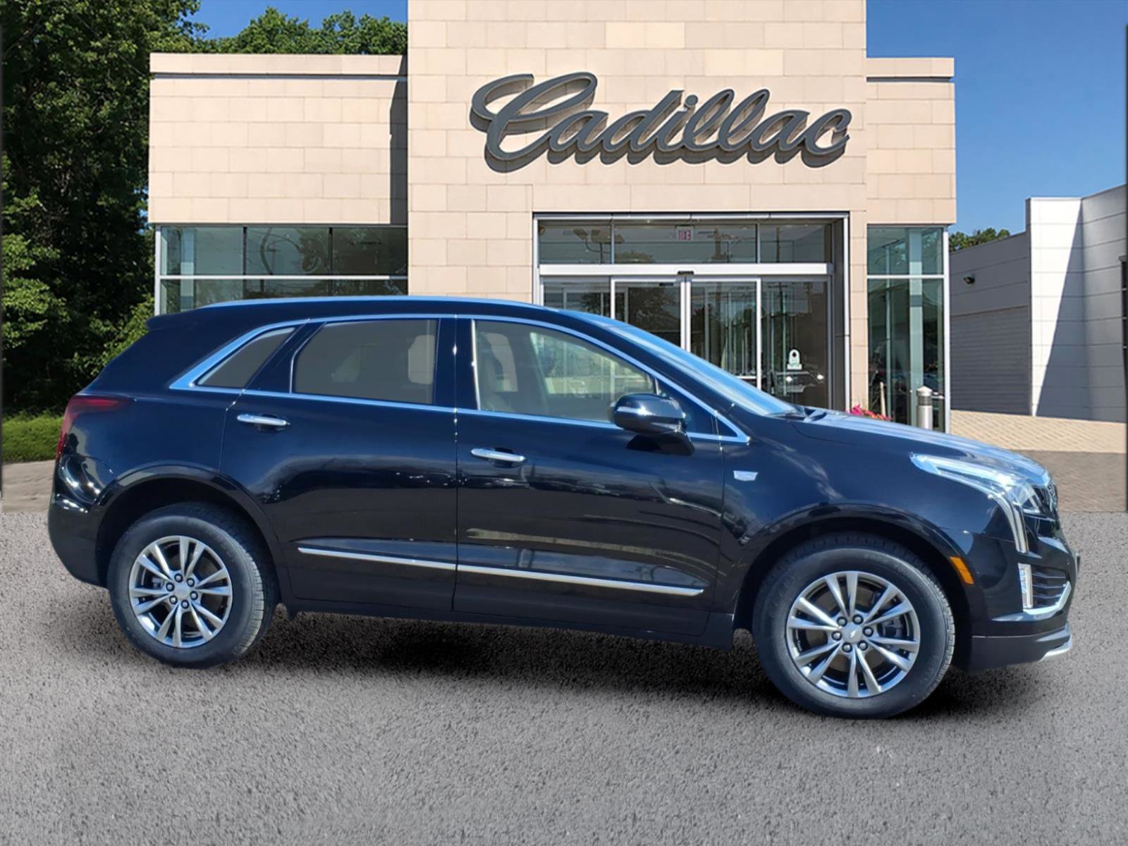 Certified 2022 Cadillac XT5 Premium Luxury AWD/4WD image 6