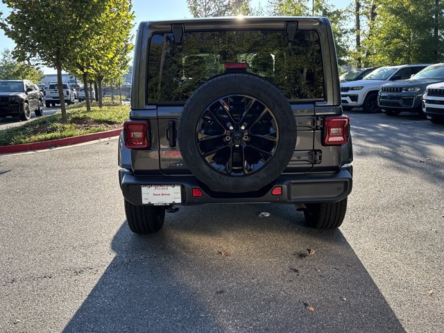 Certified 2025 Jeep Wrangler Unlimited Sahara w/ Safety Group AWD/4WD image 6