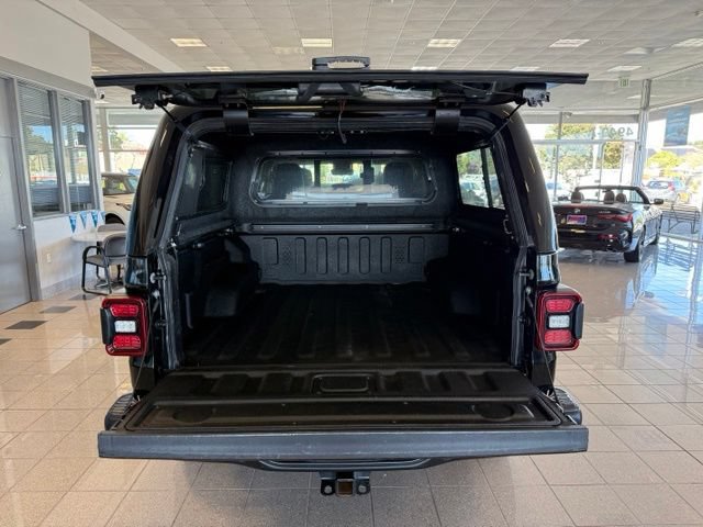 Used 2020 Jeep Gladiator Rubicon AWD/4WD image 23
