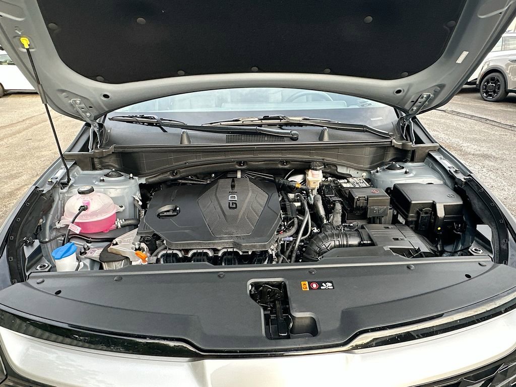 Certified 2025 Kia Sportage EX image 29