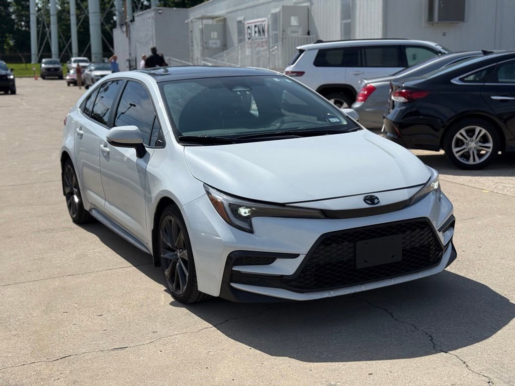 Used 2023 Toyota Corolla XSE w/ Carpet Mat Package (TMS) FWD image 4