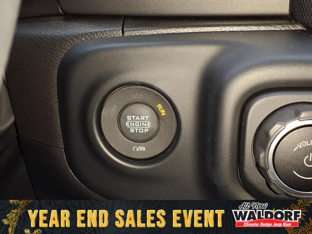 Used 2023 Jeep Gladiator Sport image 21